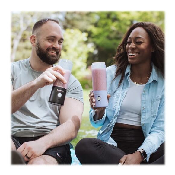 BlendJet 2 Portable Blender in Mint Green or Black With Carry Sleeve & Smoothies - Picture 7 of 13